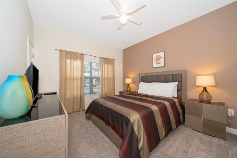 Touwnhouse à vendre à Kissimmee, Floride: 4 chambres, 177.81 m2 № 2099551 - photo 4