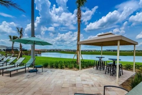 Touwnhouse à vendre à Kissimmee, Floride: 4 chambres, 177.81 m2 № 2099551 - photo 14