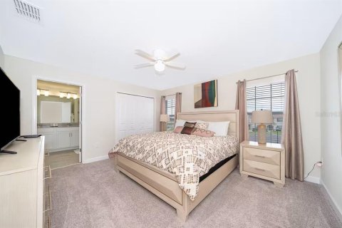 Touwnhouse à vendre à Kissimmee, Floride: 4 chambres, 177.81 m2 № 2099551 - photo 5