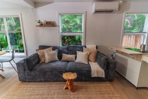 Купить виллу или дом в Норт-Майами-Бич, Флорида 3 спальни, 137.03м2, № 2034514 - фото 9