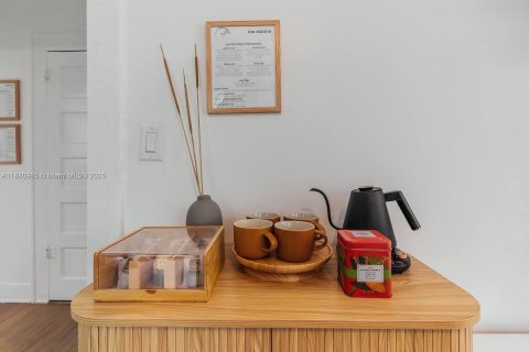 Купить виллу или дом в Норт-Майами-Бич, Флорида 3 спальни, 137.03м2, № 2034514 - фото 4