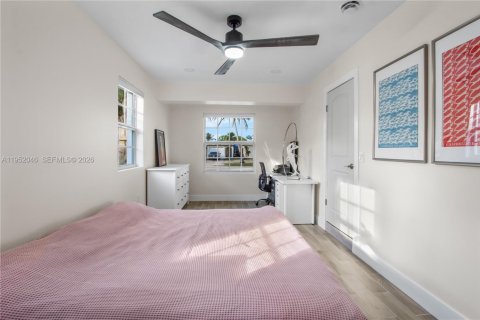 House in Deerfield Beach, Florida 3 bedrooms, 129.51 sq.m. № 2010993 - photo 17