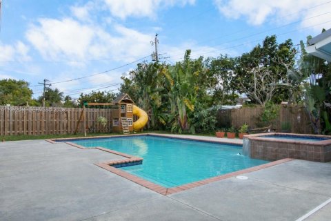 House in Deerfield Beach, Florida 3 bedrooms, 129.51 sq.m. № 2010993 - photo 20