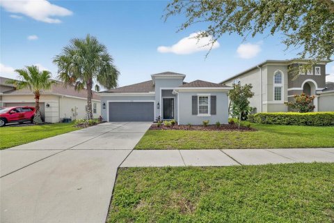 Casa en venta en Fish Hawk, Florida, 4 dormitorios, 222.97 m2 № 1918063 - foto 1