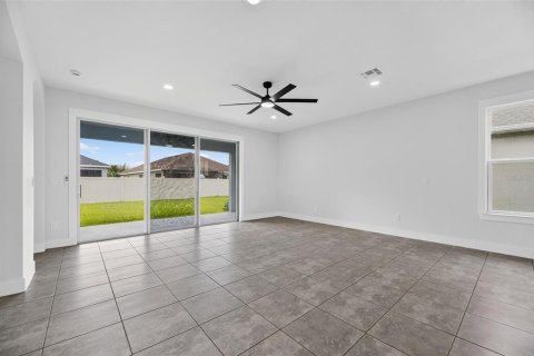 House in Fish Hawk, Florida 4 bedrooms, 222.97 sq.m. № 1918063 - photo 22