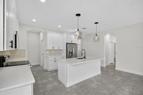 Casa en venta en Fish Hawk, Florida, 4 dormitorios, 222.97 m2 № 1918063 - foto 30