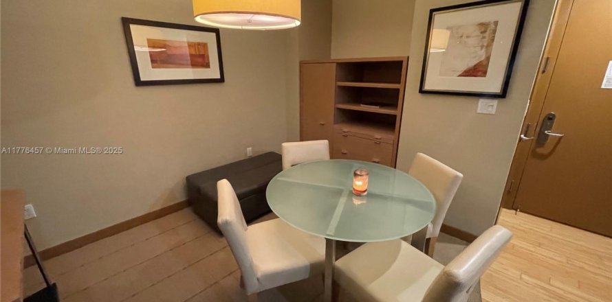 Condo à Miami, Floride, 1 chambre № 1868267