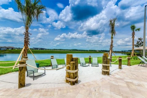 Townhouse in STOREY LAKE in Kissimmee, Florida 5 bedrooms, 197.7 sq.m. № 1615995 - photo 5