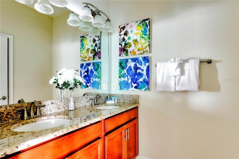 Townhouse in STOREY LAKE in Kissimmee, Florida 5 bedrooms, 197.7 sq.m. № 1615995 - photo 24