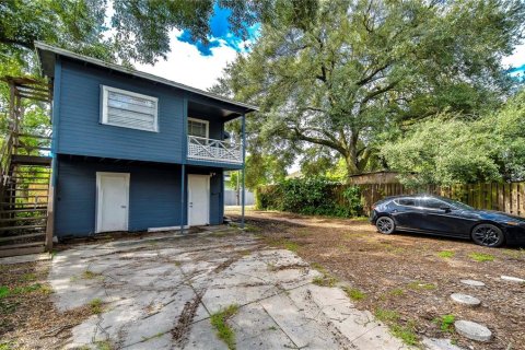 House in Tampa, Florida 4 bedrooms, 154.22 sq.m. № 1725654 - photo 21