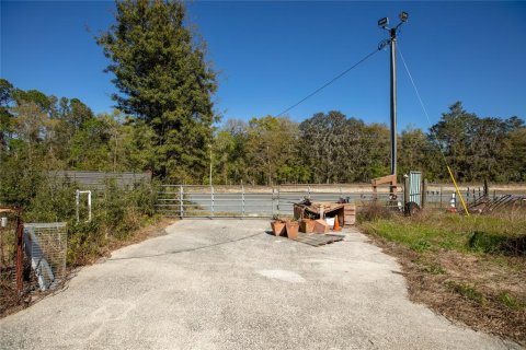 Commercial property in Melrose, Florida 222.97 sq.m. № 1722838 - photo 13