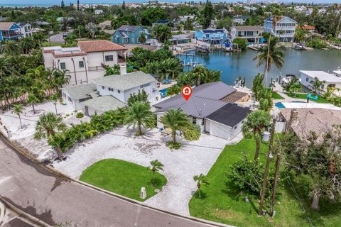 Villa ou maison à vendre à Indian Rocks Beach, Floride: 3 chambres, 133.22 m2 № 1680421 - photo 3