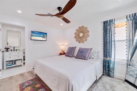 Villa ou maison à vendre à Indian Rocks Beach, Floride: 3 chambres, 133.22 m2 № 1680421 - photo 21