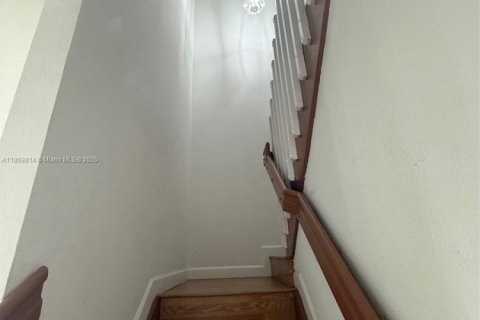 Adosado en alquiler en Homestead, Florida, 4 dormitorios, 143.63 m2 № 1895481 - foto 16