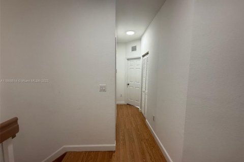 Adosado en alquiler en Homestead, Florida, 4 dormitorios, 143.63 m2 № 1895481 - foto 28