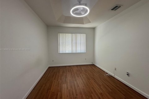 Adosado en alquiler en Homestead, Florida, 4 dormitorios, 143.63 m2 № 1895481 - foto 30