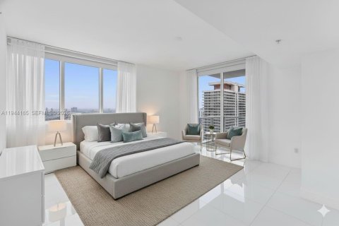 Condo in Miami, Florida, 3 bedrooms  № 2088824 - photo 4