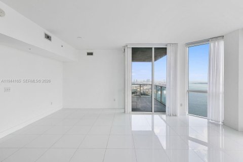 Condo in Miami, Florida, 3 bedrooms  № 2088824 - photo 17