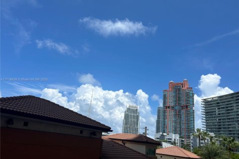 Copropriété à vendre à Miami Beach, Floride: 2 chambres, 104.98 m2 № 1991723 - photo 15