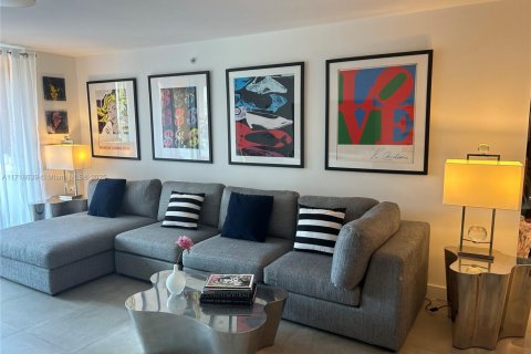 Copropriété à vendre à Miami Beach, Floride: 2 chambres, 104.98 m2 № 1991723 - photo 16