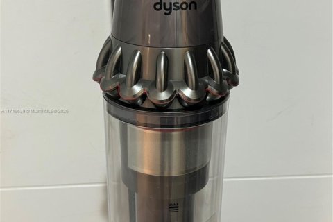 Copropriété à vendre à Miami Beach, Floride: 2 chambres, 104.98 m2 № 1991723 - photo 6