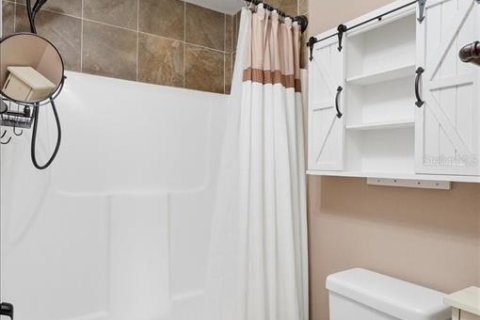 Condominio en venta en Winter Haven, Florida, 2 dormitorios, 86.4 m2 № 2211460 - foto 21