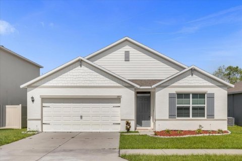 Villa ou maison à vendre à Auburndale, Floride: 4 chambres, 171.96 m2 № 2272802 - photo 2