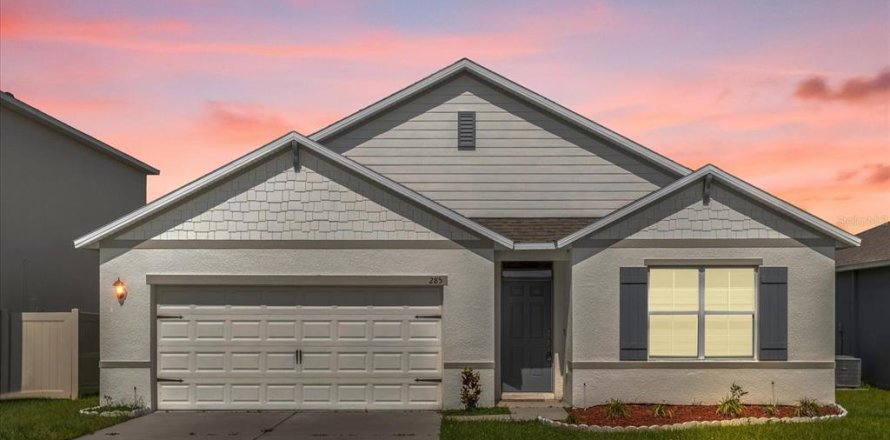 Villa ou maison à Auburndale, Floride 4 chambres, 171.96 m2 № 2272802