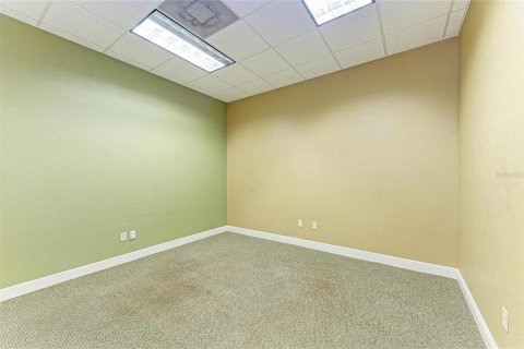 Propiedad comercial en venta en Largo, Florida, 154.22 m2 № 1833079 - foto 26