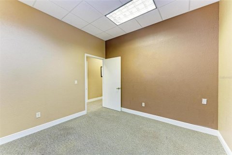 Propiedad comercial en venta en Largo, Florida, 154.22 m2 № 1833079 - foto 19