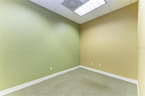 Propiedad comercial en venta en Largo, Florida, 154.22 m2 № 1833079 - foto 24