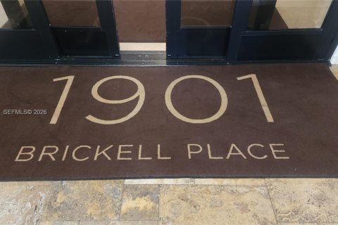 Condo in Miami, Florida, 1 bedroom  № 2045071 - photo 5