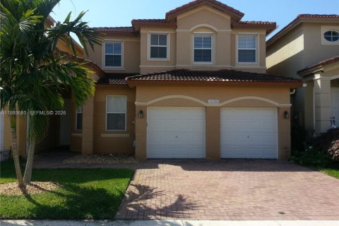 Таунхаус в Дорал, Флорида 4 спальни, 211.54м2 № 2065249