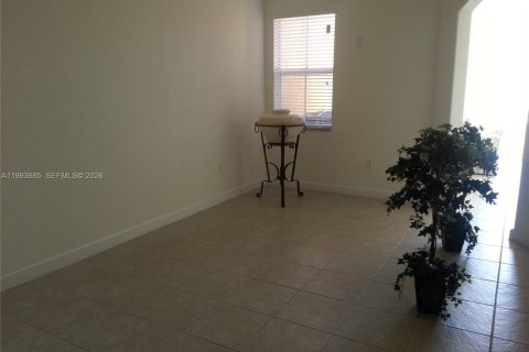 Купить таунхаус в Дорал, Флорида 4 спальни, 211.54м2, № 2065249 - фото 2