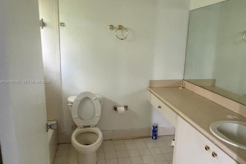 Adosado en alquiler en Hollywood, Florida, 3 dormitorios, 133.78 m2 № 2085020 - foto 5