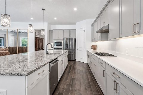 House in Winter Park, Florida 6 bedrooms, 387.68 sq.m. № 2209745 - photo 23