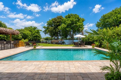 House in Winter Park, Florida 6 bedrooms, 387.68 sq.m. № 2209745 - photo 11