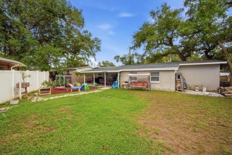 Villa ou maison à vendre à Tampa, Floride: 4 chambres, 141.21 m2 № 2198197 - photo 21