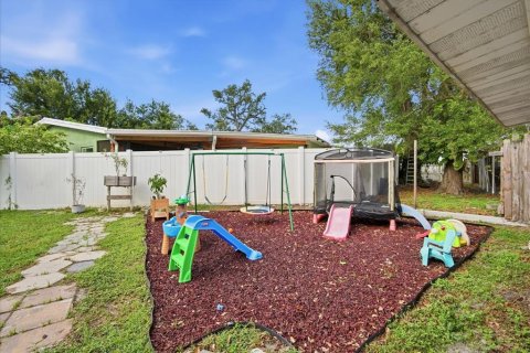 Villa ou maison à vendre à Tampa, Floride: 4 chambres, 141.21 m2 № 2198197 - photo 22