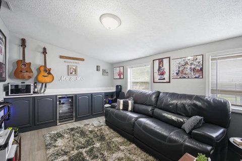 Villa ou maison à vendre à Tampa, Floride: 4 chambres, 141.21 m2 № 2198197 - photo 18