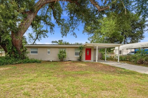 Casa en Tampa, Florida 4 dormitorios, 141.21 m2 № 2198197