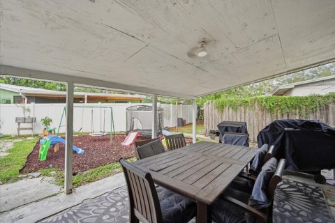 Villa ou maison à vendre à Tampa, Floride: 4 chambres, 141.21 m2 № 2198197 - photo 20