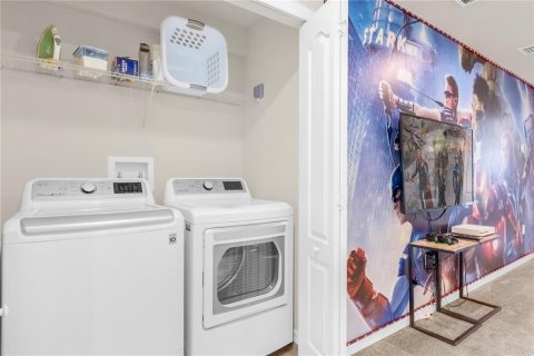 Adosado en venta en Kissimmee, Florida, 5 dormitorios, 210.24 m2 № 1884262 - foto 15