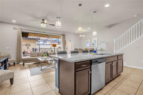 Adosado en venta en Kissimmee, Florida, 5 dormitorios, 210.24 m2 № 1884262 - foto 7