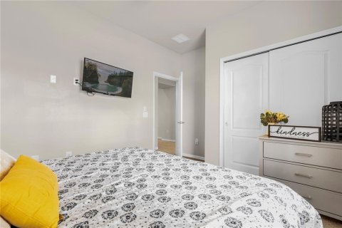 Adosado en venta en Kissimmee, Florida, 5 dormitorios, 210.24 m2 № 1884262 - foto 20
