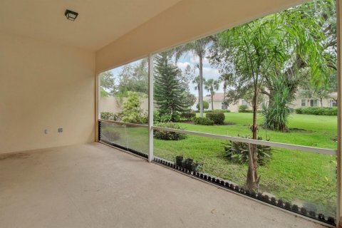 Villa ou maison à vendre à Palm Beach Gardens, Floride: 3 chambres, 188.41 m2 № 2372403 - photo 13