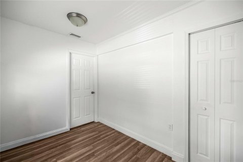 House in Ocala, Florida 3 bedrooms, 89.19 sq.m. № 2100689 - photo 22