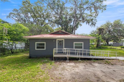 House in Ocala, Florida 3 bedrooms, 89.19 sq.m. № 2100689