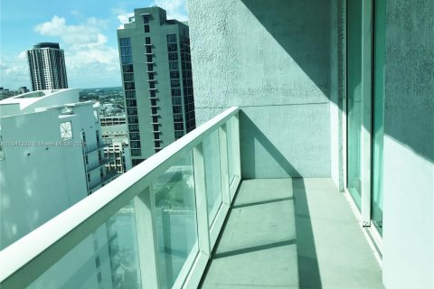 Condominio en venta en Miami, Florida, 1 dormitorio, 74.88 m2 № 1845600 - foto 26