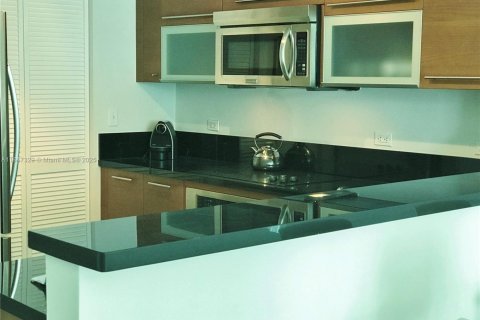 Condominio en venta en Miami, Florida, 1 dormitorio, 74.88 m2 № 1845600 - foto 25
